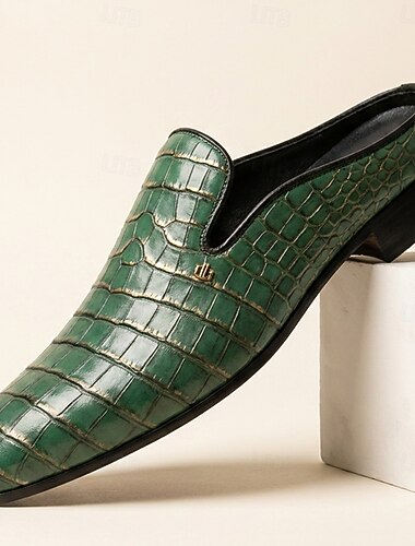  Groene hereninstappers met krokodillenprint, luxe modieuze geklede schoenen voor zakelijke gelegenheden, feestjes en smart casual evenementen.