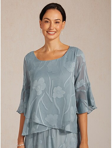  Femmes Chemise en Dentelle Chemisier Hauts Élégants Hauts en mousseline de soie Ourlet asymétrique Couleur Unie Fleuri Graphique Élégant Manche 3/4 Manche cloche Col Bateau Hauts Réguliers Quotidien
