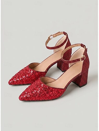  Schwarze, paillettenbesetzte Pumps mit spitzer Zehenpartie – funkelnde Blockabsätze für das kleine Schwarze, Cocktailpartys und Dinner im Resort.