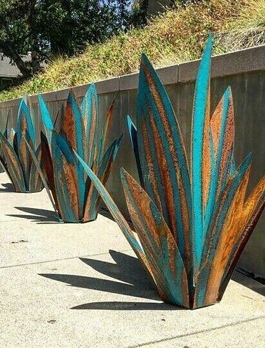  Décoration de jardin en métal représentant une agave et de la tequila, sculpture d'agave en fer forgé, ornement rustique fait main pour porche, cour, maison de campagne ou jardin.