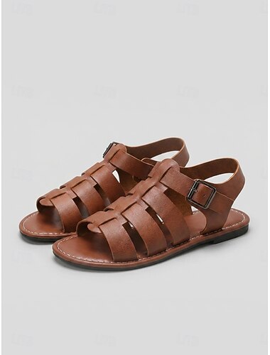  Brune gladiatorsandaler i kunstskinn til dame med justerbar spenne, avslappede, flate sommersandaler for reise, ferie og hverdagsbruk.