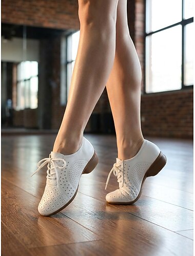  Scarpe da ballo da donna bianche traforate con lacci, modello Oxford in pelle antimicrobica con tacco basso a blocco e suola flessibile in gomma divisa, ideali per le lezioni in studio. &pratica di
