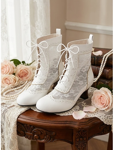  Witte Victoriaanse kanten laarzen voor dames - vintage renaissance veterschoenen met spoelhakken voor korsetjurken, kasteelbruiloften, cosplayfeestjes