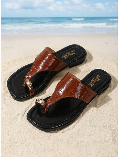  Dames strandsandalen - bruine platte schoenen van leer met krokodillenprint en teenring, ideaal voor zomervakantie of een cruise.