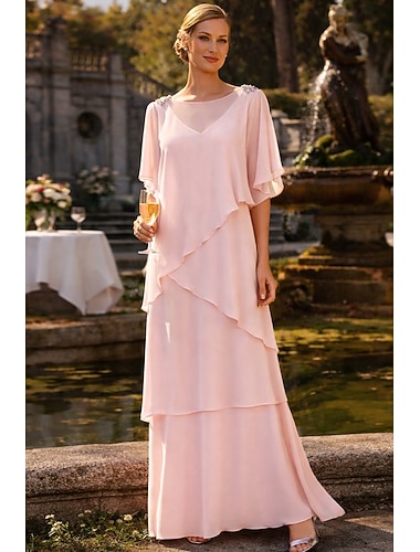  A-Linie Na zem Šaty pro svatební hosty Formální šaty Stupňovité šaty Šaty pro matku nevěsty Poloviční rukáv Loď na krk Elegantní Formální Svatební host Šifón s Volány Nabírání Vrstvy