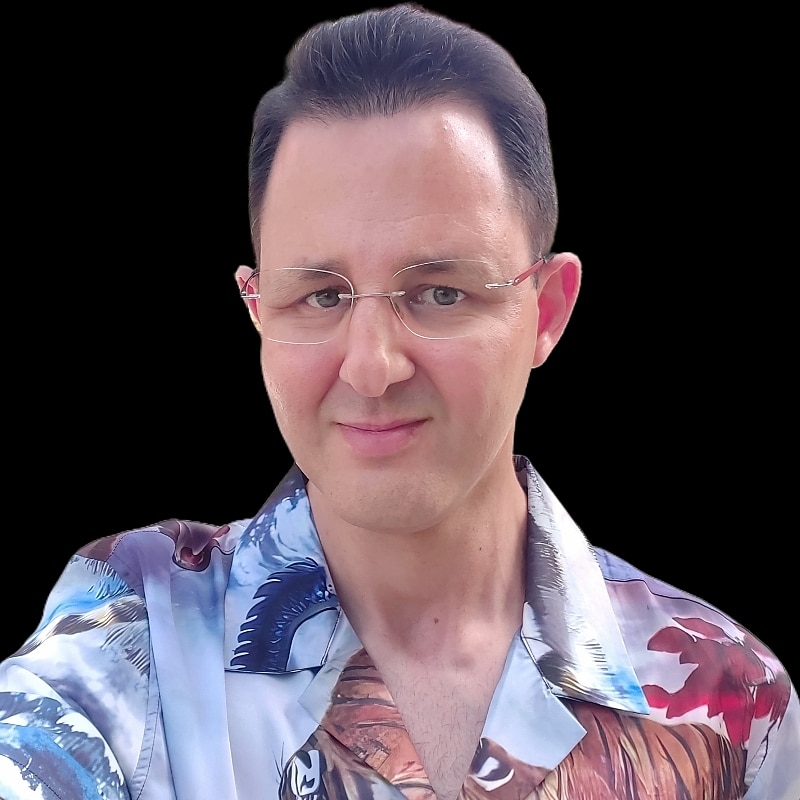 Víctor Rodríguez83