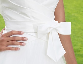 Plage / Destination Robes de mariée Longueur Sol Trapèze Sans Manches Sans Bretelles Satin Avec 2023 Eté Robes de mariée de 2026 ? $164.99 –P2