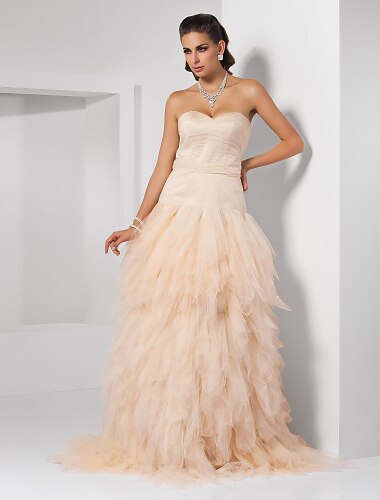 Ball Gown Strapless / Sweetheart Neckline Sweep / Brush Train Tulle Vintage Inspired Prom / Formal Evening Dress with Cascading Ruffles / Ruched by TS Couture®