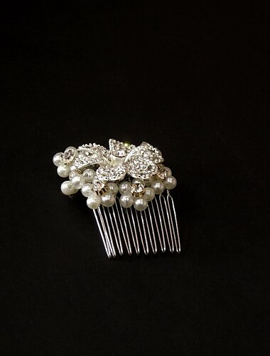 Elegant Alloy With Pearl Women's Hair Combs