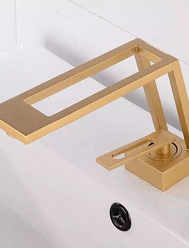 robinet de baie cu un singur mâner, galvanizat/periat cu o gaură scobit/neregulat/centru, robinet modern din alamă pentru chiuveta de baie conține cu linii de alimentare