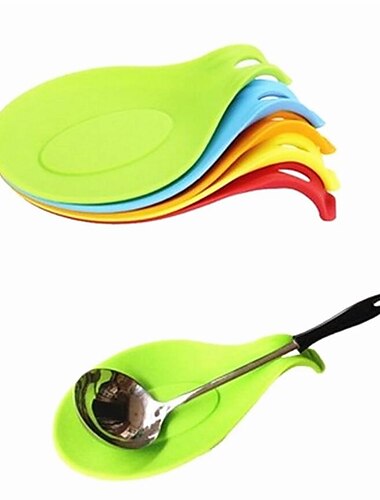  Silicone Spoon Insulation Mat Silicone Heat Resistant Placemat Drink Glass Coaster Tray Spoon Pad Kitchen Tool Random Color for Restaurant Home Cook