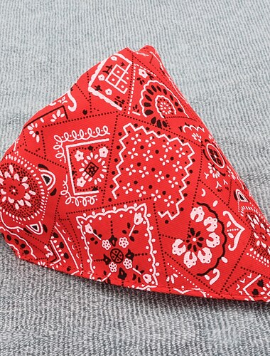  Adjustable Hip-Hop Style Dog Cat Bandana Scarf Collar Pet Neckerchief Waterproof Saliva Towel Cotton Triangle Towel Dog Decor