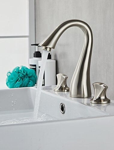 torneira misturadora de pia de banheiro generalizada, torneiras de lavatório montadas no convés da válvula de latão de 3 furos e 2 alças com mangueira quente e fria, torneira de água do vaso