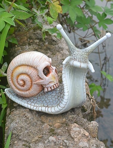 גולגולת חילזון ליל כל הקדושים פסל קישוט גותי פסל פטיו צלמית ליל כל הקדושים מלאכת יד אימה שלד שולחן עבודה קישוט דקור דגם צעצוע דקומפרסיה