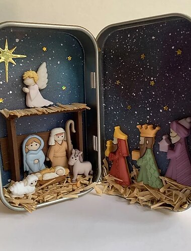 Natividad navideña, figura de natividad pintada y esculpida a mano, un pequeño y encantador belén, regalo de decoración navideña de la Sagrada Familia para exhibición en el interior del hogar, mesa 8,8*11,5*2,8 cm