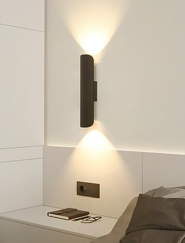 Oświetlenie ścienne led kinkiet wewnętrzny 3000 k ciepłe białe oświetlenie ścienne nowoczesne w górę w dół dekoracyjne kinkiety do salonu 110-240v