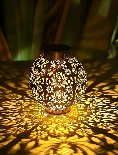 lampy solarne led zewnętrzne wiszące latarnie metalowe dekoracje ogrodowe lampy led na podwórko patio trawnik stół ścieżka krajobraz dekoracja ogrodu