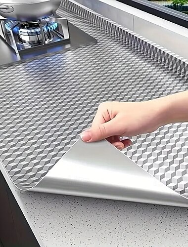 2 rouleaux de 6 m d'autocollants de cuisine en aluminium résistants à la chaleur, revêtements de tiroir imperméables et résistants à l'huile pour dosseret et armoires, papier aluminium durable et