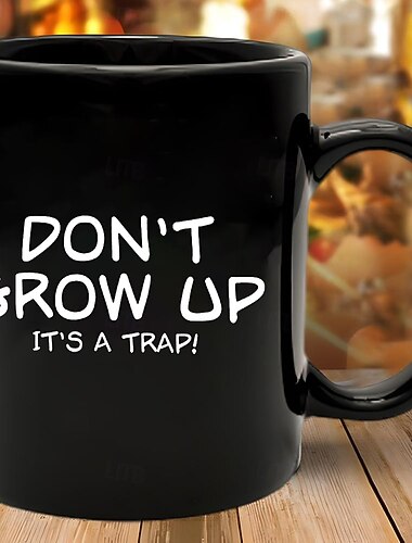 Grappige koffiemok cadeau mok word niet volwassen, het is een valstrik zwarte keramische mok 11oz sarcastische grap cadeau voor volwassenen mannen vrouwen vrienden