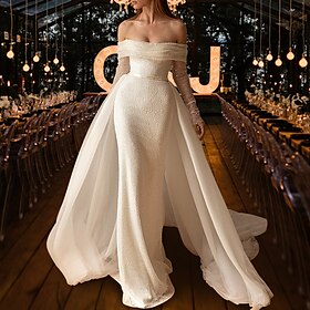 Beach Simple Glitter  Sparkle Wedding Dresses Mermaid / Trumpet Off Shoulder Long Sleeve Court Train Sequined OverSkirts Bridal Gowns With