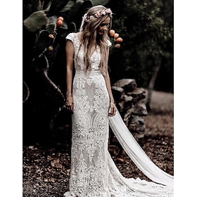Beach Boho Wedding Dresses Mermaid / Trumpet V Neck Cap Sleeve Court Train Lace Bridal Gowns With Appliques Solid Color 2024