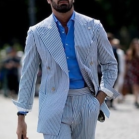 Costumes de mariage en seersucker pour hommes bleu clair Costumes de printemps et d'été rayés 2 pièces décontractés grande taille double boutonnage à six bouto