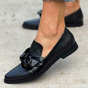 Women's Black Faux Leather Loafers with Bow Detail  Stylish Flat Shoes with Snake Print Texture for Casual and Everyday Wear