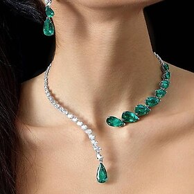 Emerald and Crystal Drop Necklace – Elegant Statement Jewelry for Weddings and Formal Events