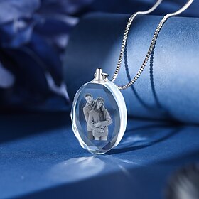 Personalized 2D Crystal Necklace Custom Best Gift for Mom – Custom Photo Engraved Pendant for Memorial Gifts, Perfect for Mother's Day or Father's Day