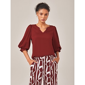 elegantes blaues Top im Urlaubsstil: retailer-supplied image