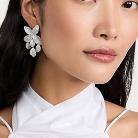Women's Stud Earrings Retro Leaf Precious Fashion Imitation Diamond Earrings Jewelry Silver For Wedding Party Holiday 1 Pair