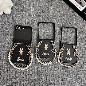 Phone Case For Samsung Galaxy Z Flip 7 Z Flip 6 Z Flip 5 Z Flip 4 Back Cover with Wrist Strap Shockproof Rabbit PC