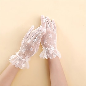 Lace / Tulle Wrist Length Glove Elegant / Stylish / Classic Style With Pure Color Wedding / Party Glove