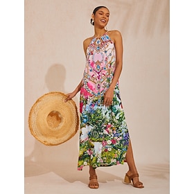 robe longue en satin soyeux rose à motif diamant, idéale pour une soirée jungle.: retailer-supplied image