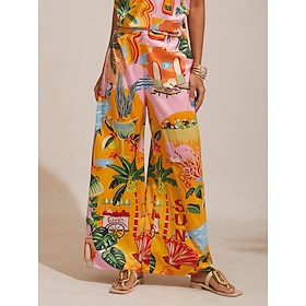 pantalon large en satin soyeux à fleurs, idéal pour une escapade estivale: retailer-supplied image