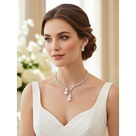 Women's Elegant Pearl Drop Necklace, Crystal Rhinestone Bridal Necklace with Floral Accents, Classic Luxury Jewelry for Brides, Wedding Guests, Formal Events,