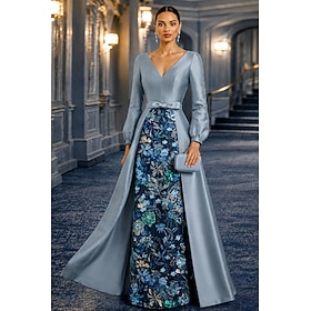 A-Line Floor Length Ball Gown with Cape Evening Gown Elegant Floral Long Sleeve V Neck Evening Party Wedding Satin Sequined with Glitter Bow(s) Sequin