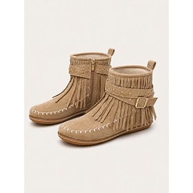 Dames enkellaarsjes van imitatie suède in een beige tint met franjes, platte mocassinlaarsjes met gespbandje, studs en ritssluiting aan de zijkant, perfect voo