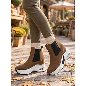 Women's Sport-Style Platform Chelsea Boots - Slip On Boots With Elastic Side Pa…