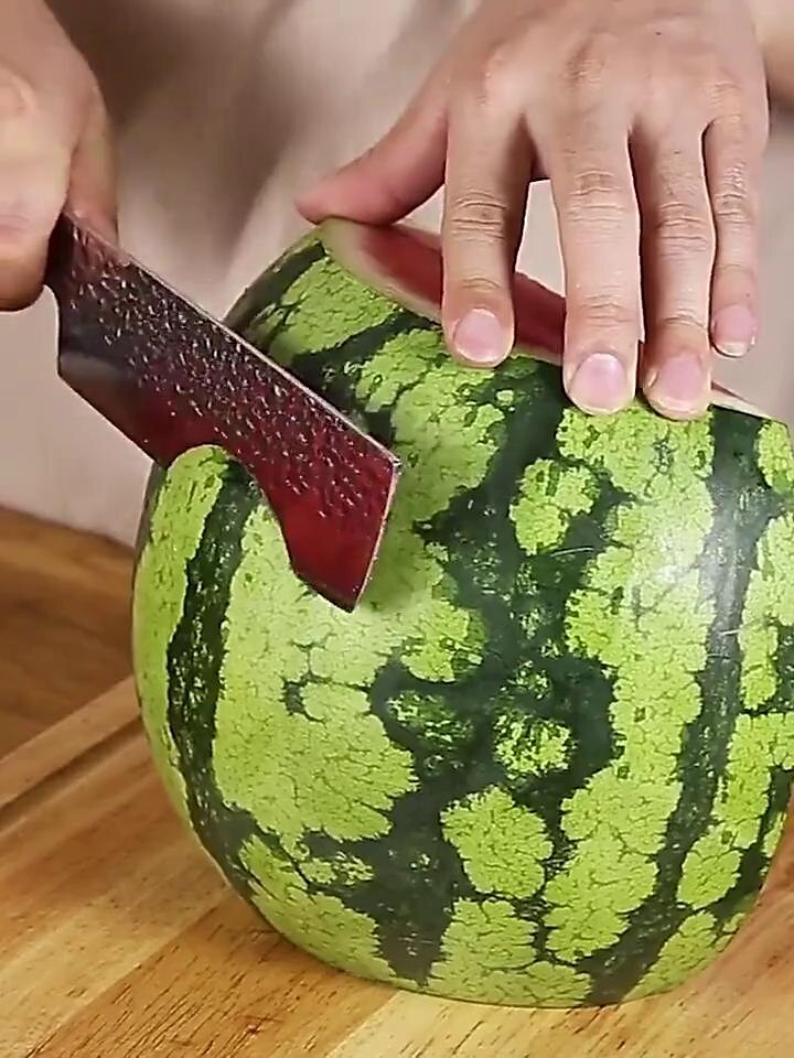 play video