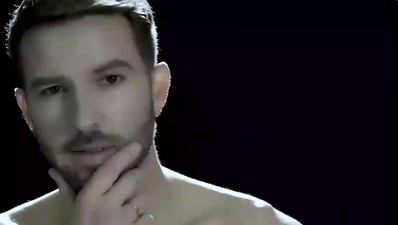 play video