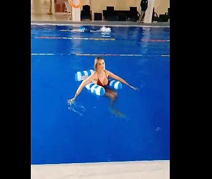 play video