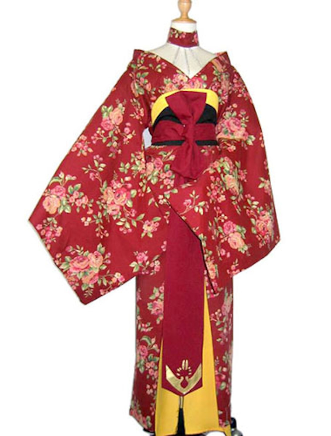 Японское кимоно красное