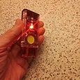 portachiavi multifunzionale con gancio - mini torcia elettrica ricaricabile tramite USB e luce da lavoro UV luce nera per casa, all'aperto, campeggio, corsa e pesca 1/2 pezzi