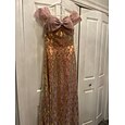 Robe de Bal A-Line Élégante Robe de Mariage Formelle Longueur de Sol Manche Courte Off Shoulder Robe Rose Sequins avec Nœud(s) En Paillettes