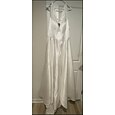 Robes de Mariage Simples Décontractées A-Line Décolleté en V Sans Manches Traîne Balayage Satin Robes de Mariée Avec Poche