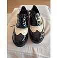 Zapatos oxford brogue en blanco y negro para mujer: piel sintética de charol con cordones, suela gruesa, estilo vintage para uso formal e informal