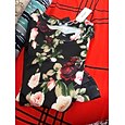 Blusa de mujer negra con estampado floral, mangas de gasa elástica, escote barco, informal, cómoda, para primavera, verano, otoño y vacaciones.