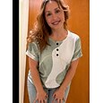Mujer Tops tejidos con textura Camiseta Ombre Graphic Geometría Elegante Clásico Manga Corta Cuello Barco Henley Tops regulares Diario Deportes Negro y blanco Verde Claro Caqui Arco Iris Verano