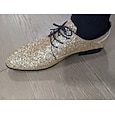 Zapatos de vestir con purpurina para hombre: dorados, diseño formal y elegante, perfectos para ocasiones especiales y eventos nocturnos.